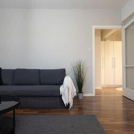 Tilava Huoneisto Helsingissa Apartment Helsinki Exterior photo